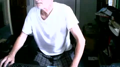 ianh123mb online show from May 26, 12:23 pm