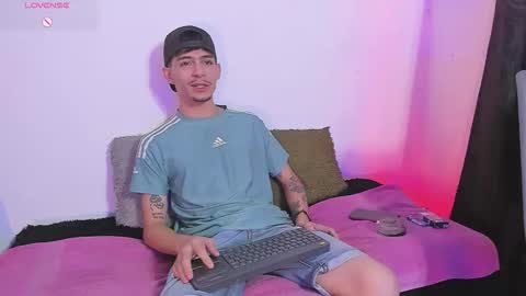 Ian Lark online show from April 17, 6:22 pm