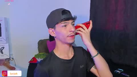 Snapshot of ianlark chatting on July 18, 6:45 pm Ian Lark online show from July 18, 6:45 pm