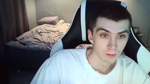 MAX online show from January 23, 8:45 pm