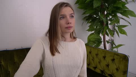 Danielle online show from January 12, 7:42 pm