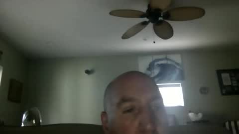 Snapshot of icumming chatting on May 30, 11:29 am icumming online show from May 30, 11:29 am