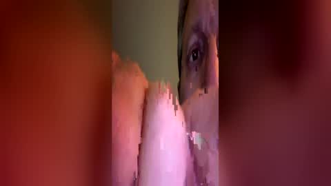 Snapshot of icums4u chatting on June 27, 10:37 pm icums4u online show from June 27, 10:37 pm