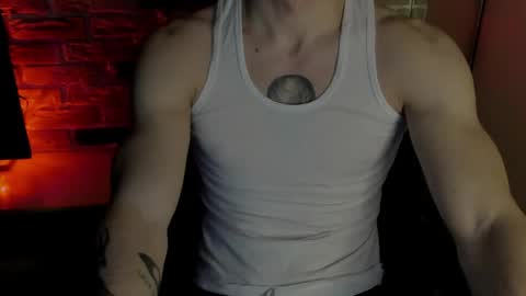 Snapshot of idkiww chatting on May 1, 8:57 pm yo online show from May 1, 8:57 pm