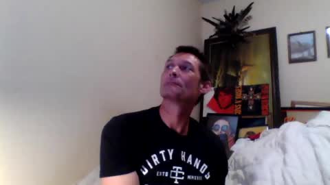 Snapshot of ifoundthegspot chatting on June 14, 9:33 am Darthmark420 online show from June 14, 9:33 am