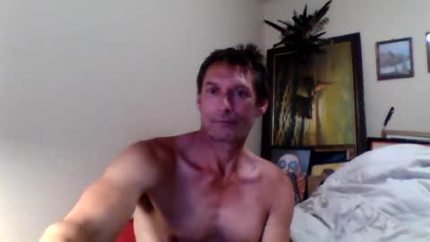 Snapshot of ifoundthegspot chatting on August 6, 7:32 am Darthmark420 online show from August 6, 7:32 am