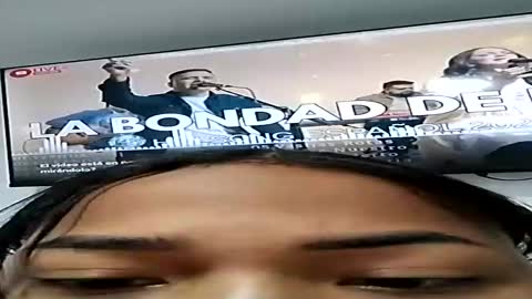 Snapshot of iiamsun chatting on June 11, 5:00 pm iiamsun online show from June 11, 5:00 pm