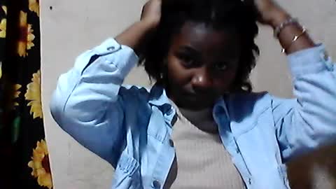 Snapshot of iiiirasoa chatting on June 18, 2:12 am iiiirasoa online show from June 18, 2:12 am