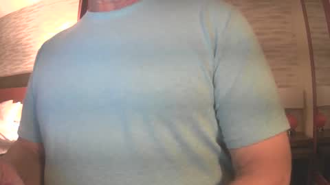 il_undercover online show from February 4, 3:44 am