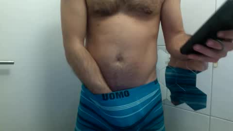 ilcaponero online show from March 15, 12:49 am