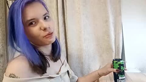 Snapshot of ilianabilly chatting on February 17, 4:46 pm Aurora online show from February 17, 4:46 pm