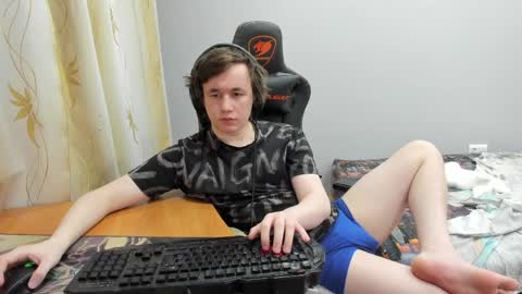 iliaskris online show from April 1, 5:10 pm