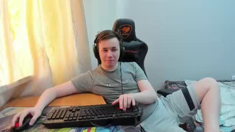 Snapshot of iliaskrislove chatting on June 19, 11:14 am iliaskris online show from June 19, 11:14 am