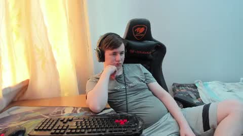Snapshot of iliaskrislove chatting on June 23, 6:00 am iliaskris online show from June 23, 6:00 am
