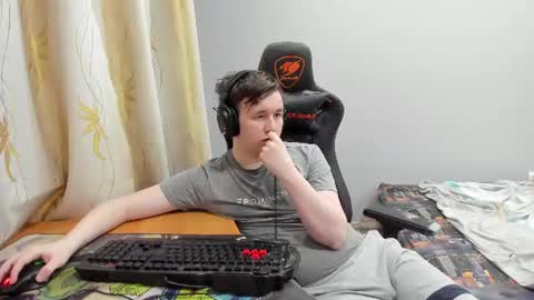 Snapshot of iliaskrislove chatting on June 23, 6:28 pm iliaskris online show from June 23, 6:28 pm