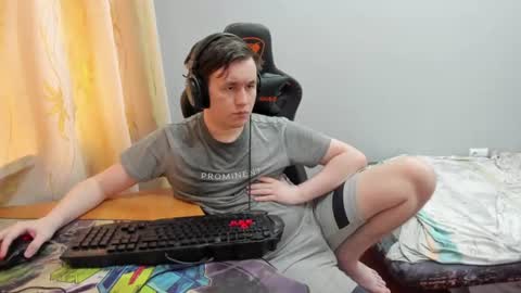 Snapshot of iliaskrislove chatting on June 30, 1:45 pm iliaskris online show from June 30, 1:45 pm