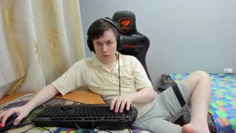 Snapshot of iliaskrislove chatting on July 13, 10:01 pm iliaskris online show from July 13, 10:01 pm