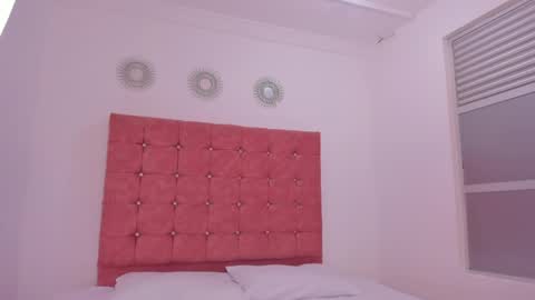 LILY online show from April 11, 11:47 am