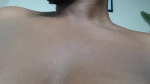 Sandrah online show from March 5, 9:11 pm