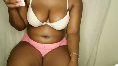 im7740 online show from February 9, 5:06 pm