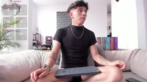 IM  THOMAS online show from July 17, 6:57 pm