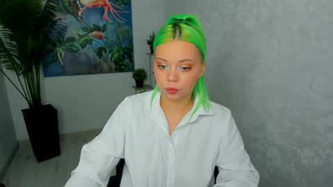 Roxy online show from February 8, 7:17 pm