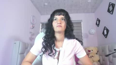 Snapshot of im_akira chatting on February 10, 3:38 pm Akira online show from February 10, 3:38 pm