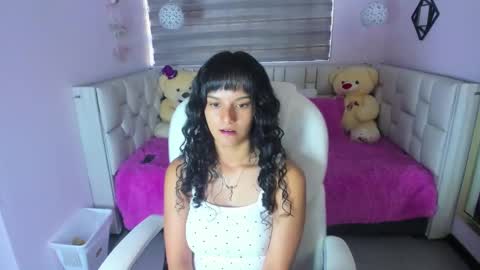 Snapshot of im_akira chatting on February 11, 12:54 pm Akira online show from February 11, 12:54 pm