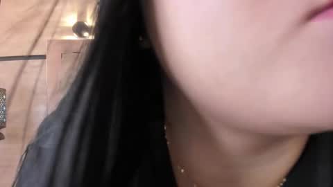 Snapshot of im_mou_ chatting on January 13, 12:54 pm im mou online show from January 13, 12:54 pm