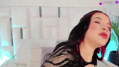 Nika online show from April 19, 4:56 am