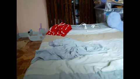 im_your_secret online show from February 14, 4:31 am