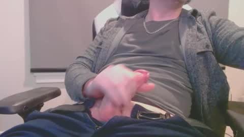 Snapshot of imanobody2u chatting on November 11, 2:33 am imanobody2u online show from November 11, 2:33 am
