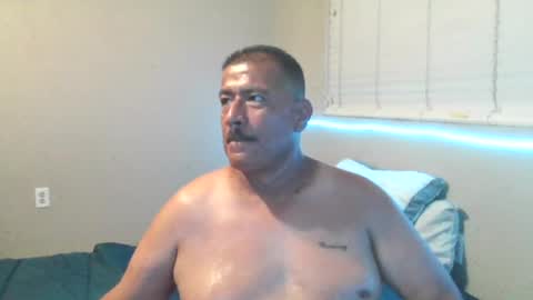 Snapshot of imbackmandosuknw689611 chatting on July 26, 4:20 am imbackmandosuknw689611 online show from July 26, 4:20 am