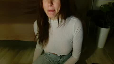 Carrie online show from December 5, 11:19 am