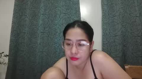 Immaculate02 online show from April 18, 5:55 am