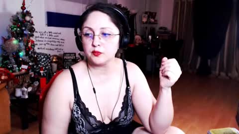 Empress online show from January 30, 8:42 pm