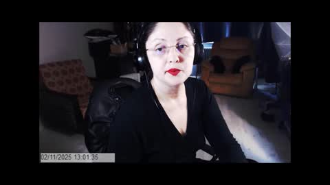 Empress online show from November 2, 11:01 am