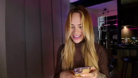 Inanna del Mar online show from January 15, 12:21 pm