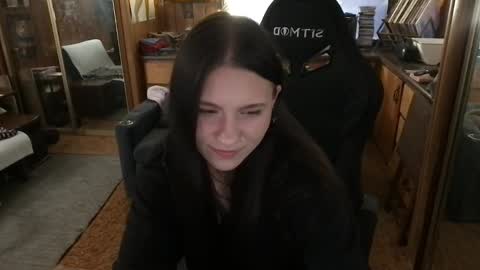 Carter online show from April 1, 1:06 am