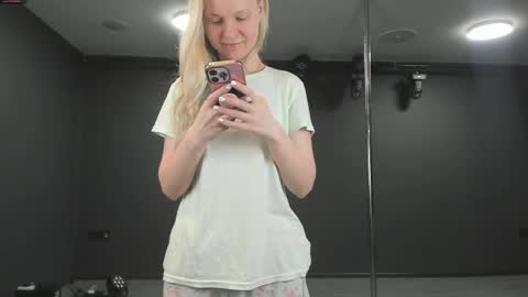 Masha online show from May 24, 8:14 pm