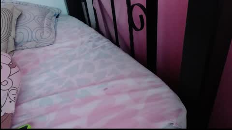 Snapshot of indian_slutty chatting on May 30, 10:07 pm Anglica online show from May 30, 10:07 pm