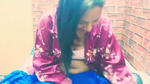 Snapshot of indian_spice_girl chatting on July 4, 8:48 pm indian_spice_girl online show from July 4, 8:48 pm