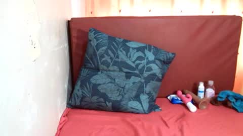 indian_sunshine online show from June 18, 5:51 am