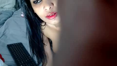 Jazmin online show from January 11, 5:34 am