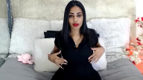 Jazmin online show from March 28, 12:10 am