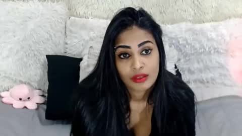 Snapshot of indian_swaggerliciousx chatting on May 15, 11:12 pm Jazmin online show from May 15, 11:12 pm