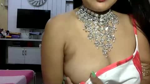 Radha online show from November 4, 7:02 pm