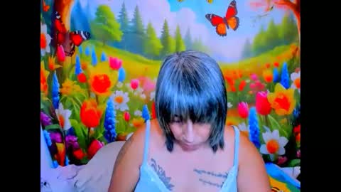 indianroxy27 online show from June 8, 5:57 pm