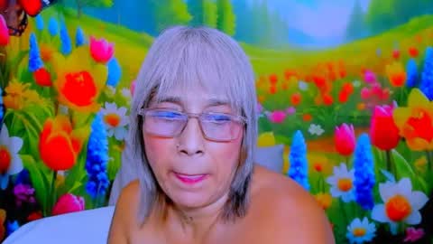 indianroxy27 online show from June 14, 2:52 pm