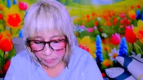 indianroxy27 online show from July 10, 5:48 pm